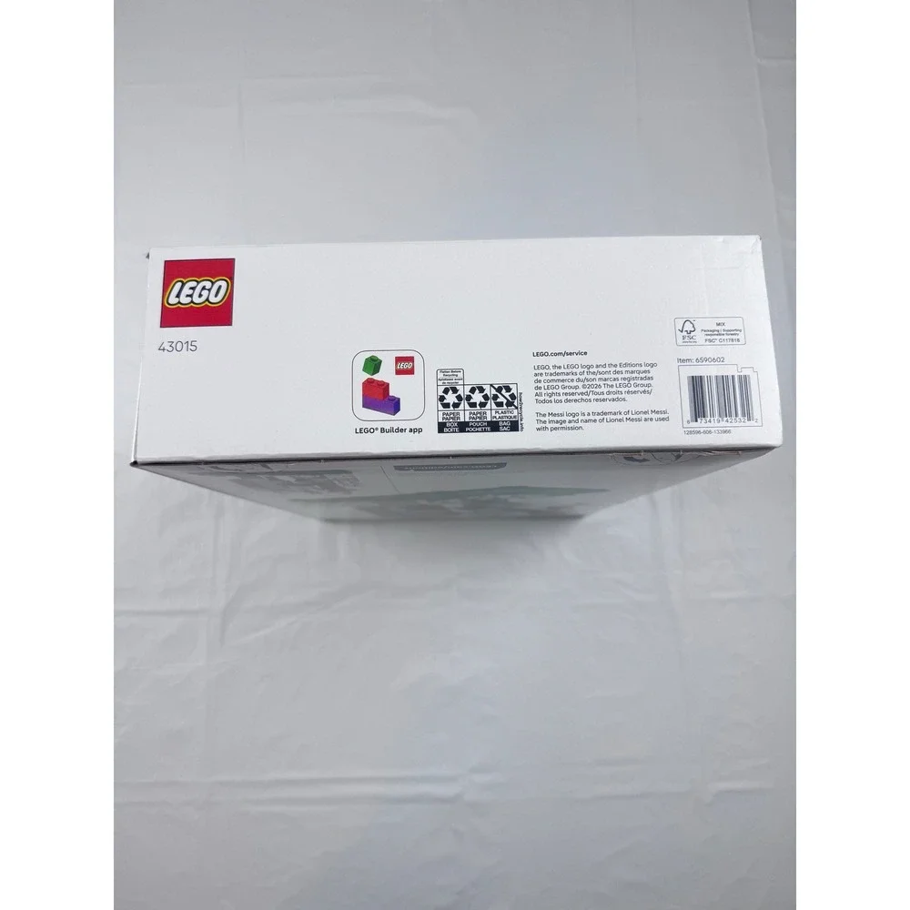 LEGO 43015 Lionel Messi Soccer Legend 2-in-1 Building Set 958 Pcs Factory Sealed